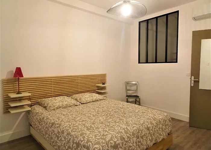 Triangle D Or Plage-garetgv-mairie * Saint-Raphaël